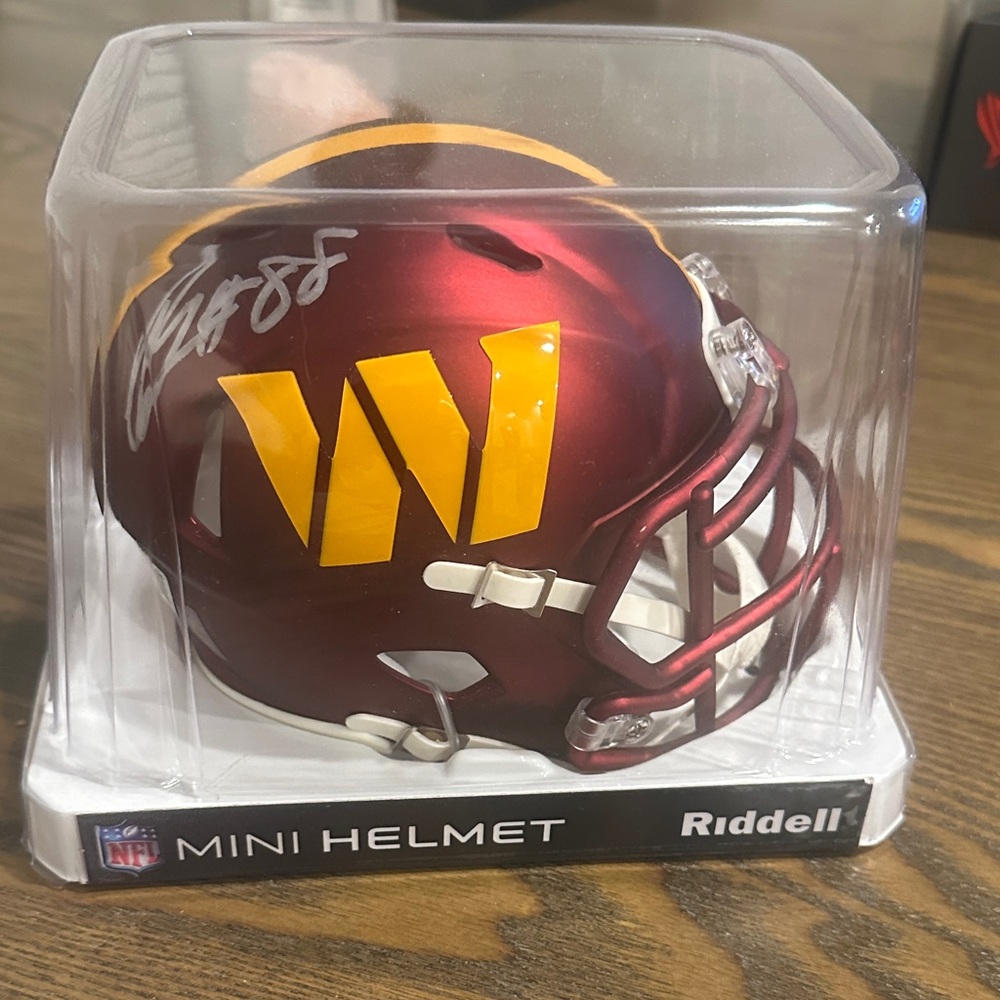 Pierre Garçon Signed Washington Commanders Mini Helmet – Beckett Witness COA
